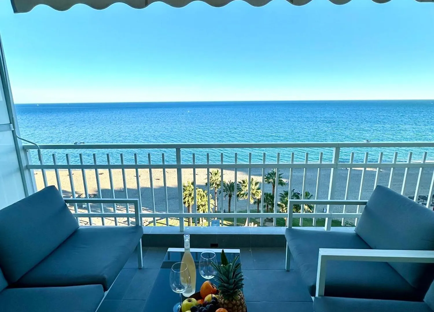 Horizonte 1 Cosy Apartment With Incredible Sea View At First Line Of Fuengirola Beach