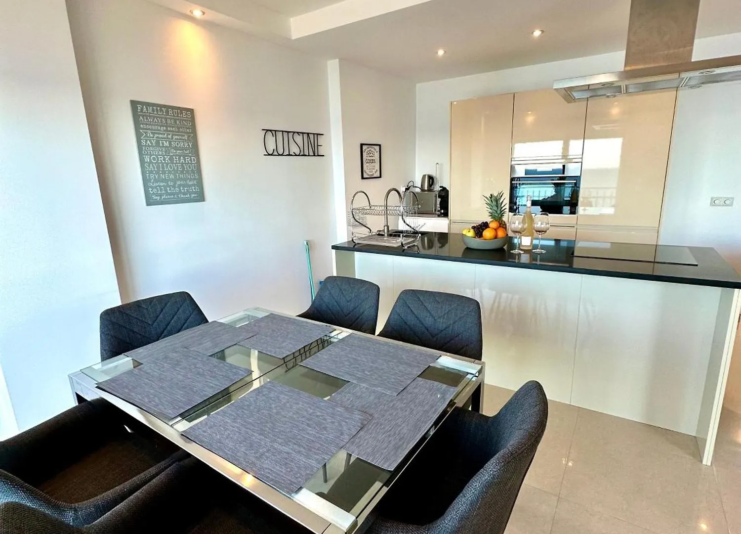 Horizonte 1 Cosy Apartment With Incredible Sea View At First Line Of Fuengirola Beach