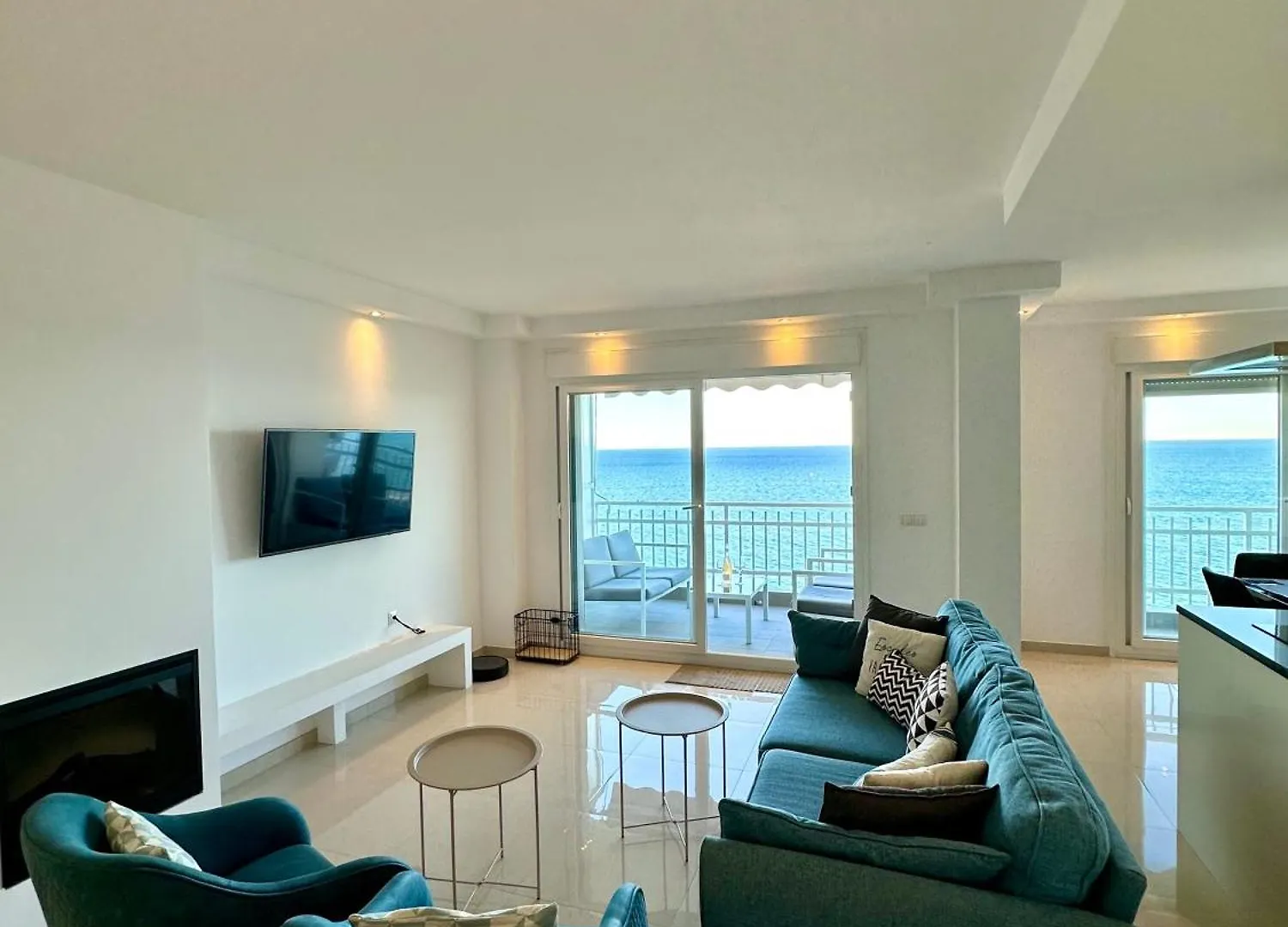 Horizonte 1 Cosy Apartment With Incredible Sea View At First Line Of Fuengirola Beach