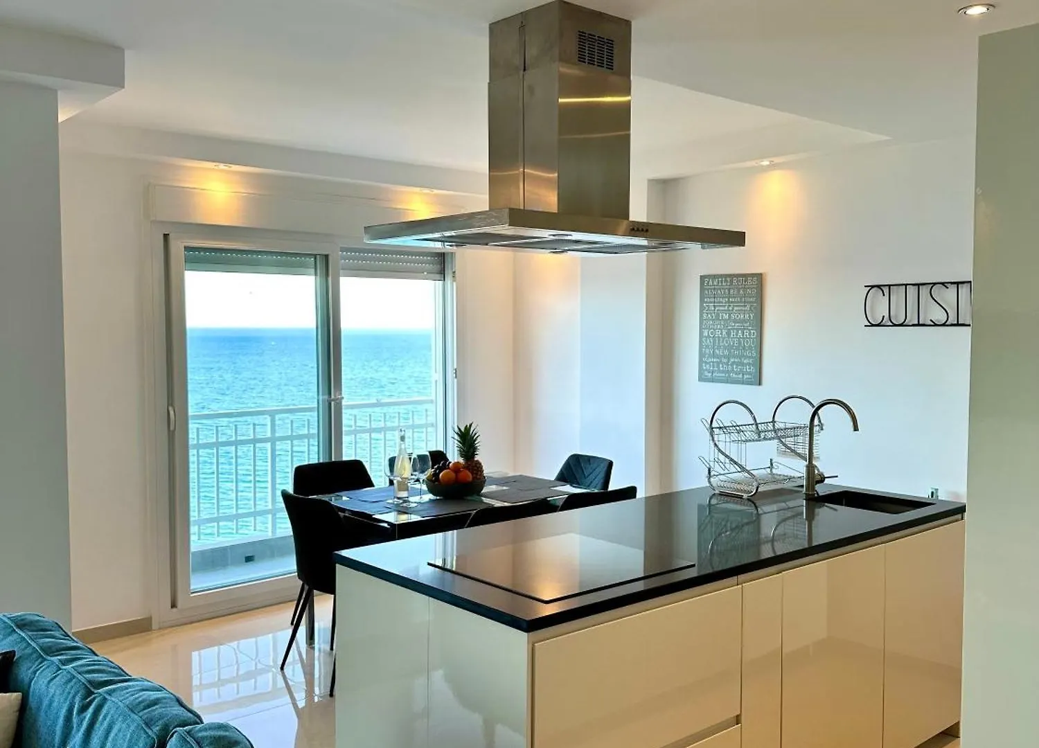 Horizonte 1 Cosy Apartment With Incredible Sea View At First Line Of Fuengirola Beach